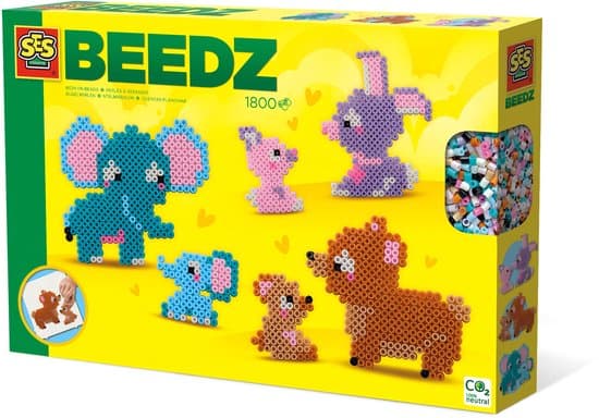 SES Beedz - Schattige Familie Dieren - 2100 strijkkralen - met legbord - PVC vrij
