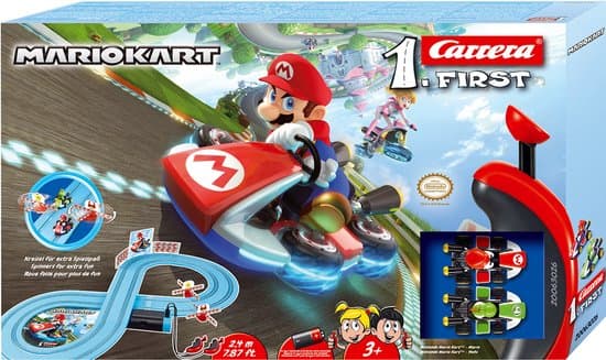 Carrera FIRST Racebaan - Mario Kart Speelgoed Auto - 2 Voertuigen Mario vs. Yoshi - Complete Set - 2,4 m