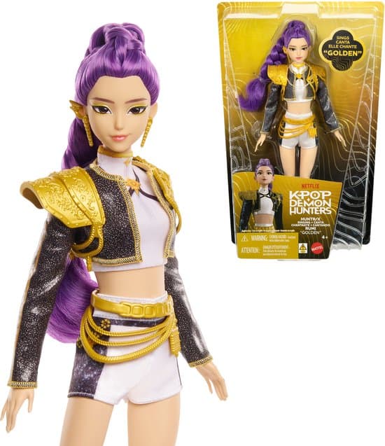 KPop Demon Hunters HUNTR/X Rumi 'Golden' zingende pop in outfit